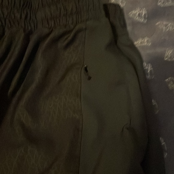 2 Nike Kobe Shorts - Picture 8 of 9